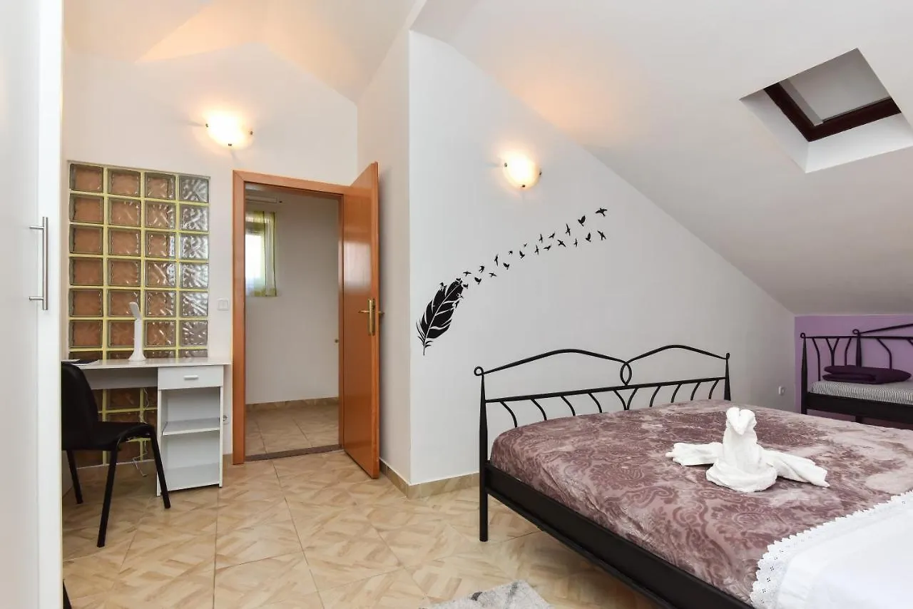 Sea View Izziy Apartman Zadar 0*,